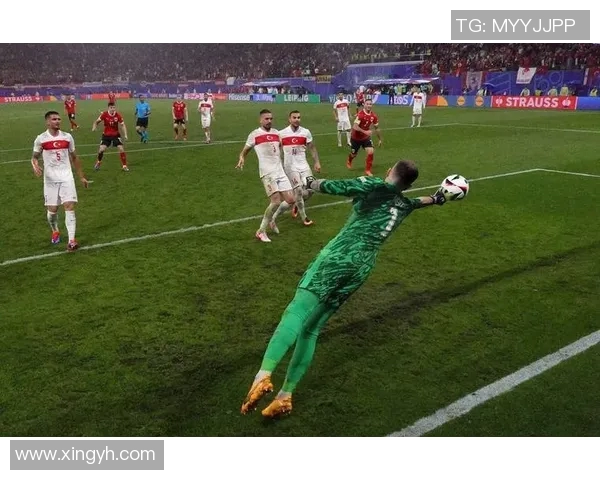 球迷聚焦:独特视角探访足球世界 球迷聚焦:独特视角探访足球世界